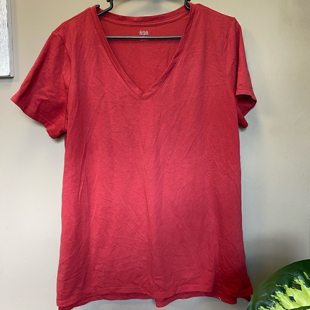 Women’s a.n.a. XL Red Shirt